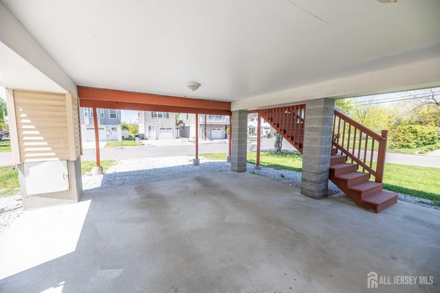 33 Cliffwood Way, Old Bridge, NJ 08879
