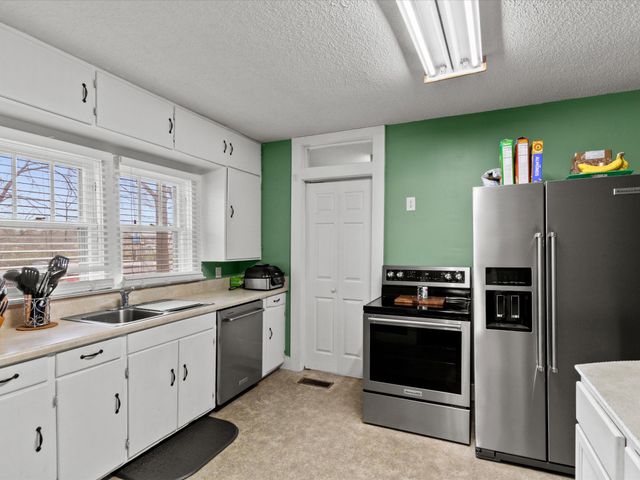 110 Dotson Ln, Winchester, TN 37398