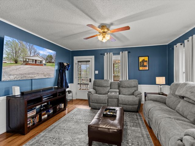 110 Dotson Ln, Winchester, TN 37398