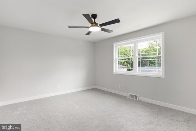 7952 CROSS CREEK DR, Glen Burnie, MD 21061