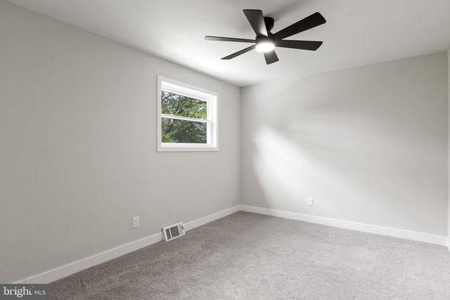 7952 CROSS CREEK DR, Glen Burnie, MD 21061