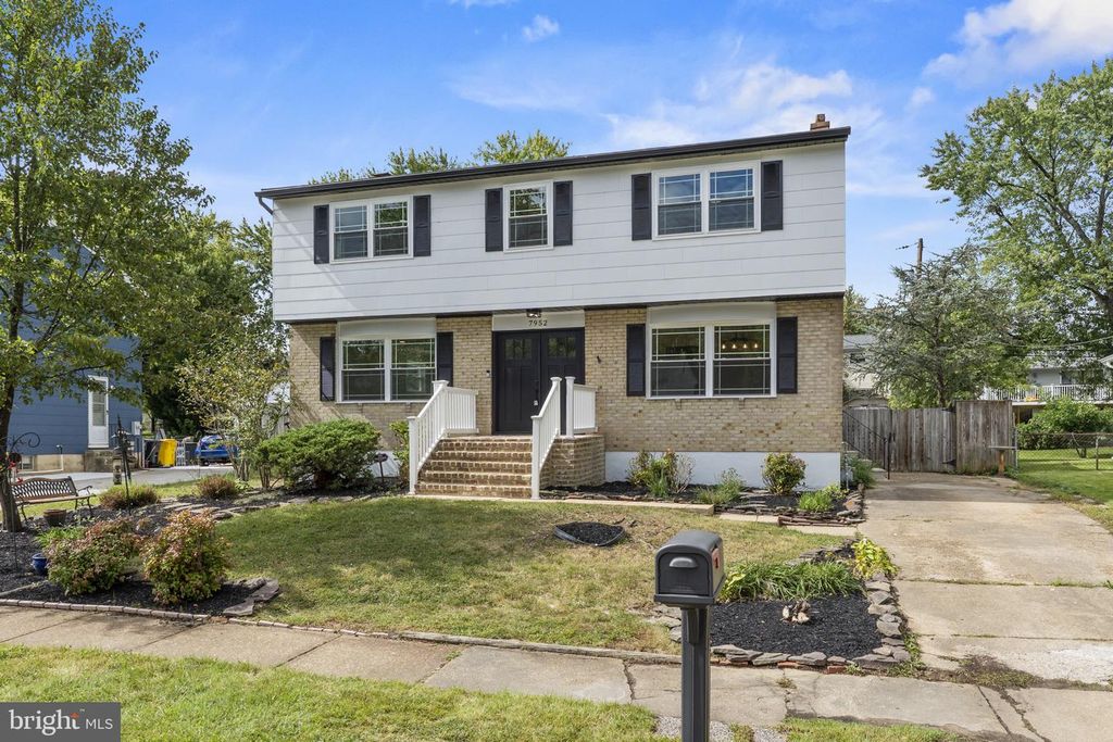 7952 CROSS CREEK DR, Glen Burnie, MD 21061