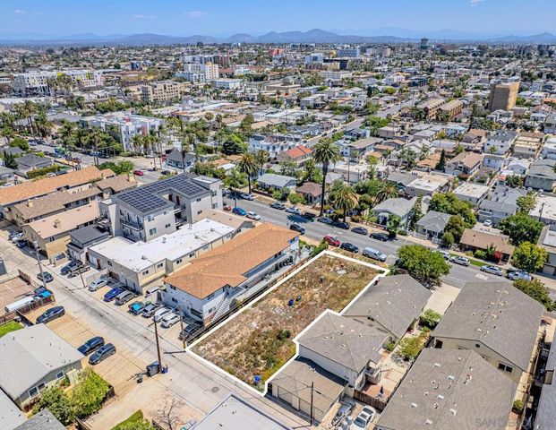 4044 Georgia, San Diego, CA 92103