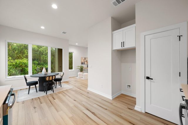 2309 Montopolis DR 7, Austin, TX 78741