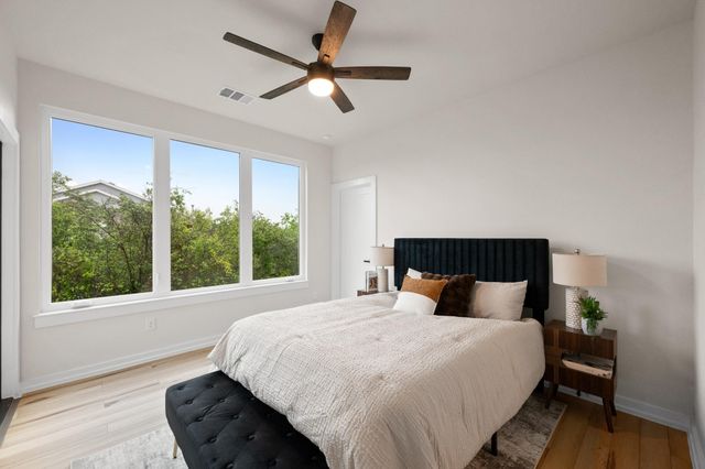 2309 Montopolis DR 7, Austin, TX 78741