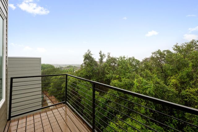 2309 Montopolis DR 7, Austin, TX 78741