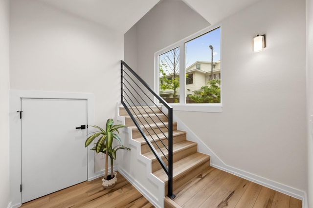 2309 Montopolis DR 7, Austin, TX 78741