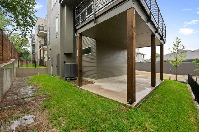 2309 Montopolis DR 7, Austin, TX 78741