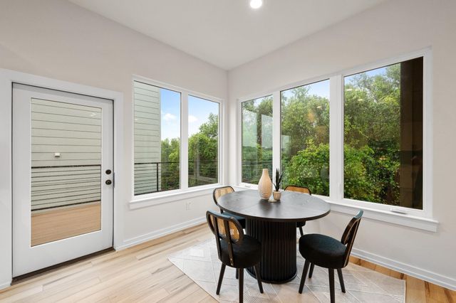 2309 Montopolis DR 7, Austin, TX 78741