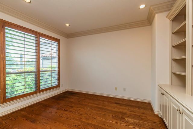 2307 Bayou Mist Court, Houston, TX 77077