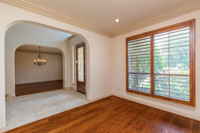 2307 Bayou Mist Court, Houston, TX 77077