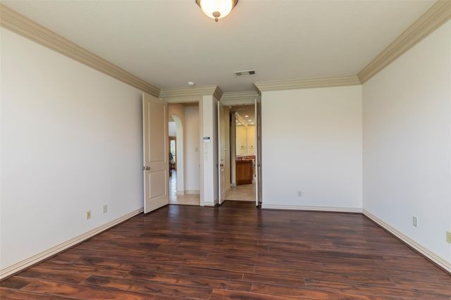 2307 Bayou Mist Court, Houston, TX 77077