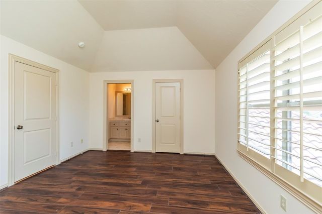 2307 Bayou Mist Court, Houston, TX 77077