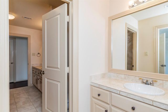 2307 Bayou Mist Court, Houston, TX 77077
