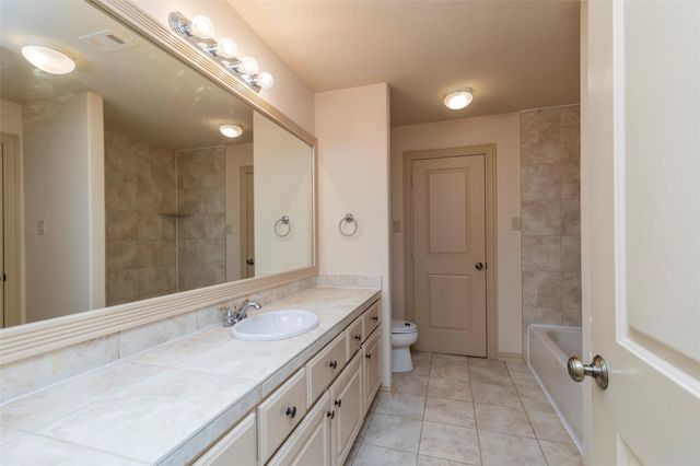 2307 Bayou Mist Court, Houston, TX 77077