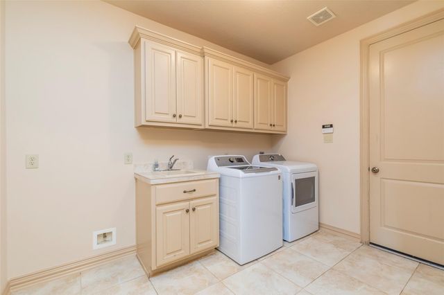 2307 Bayou Mist Court, Houston, TX 77077