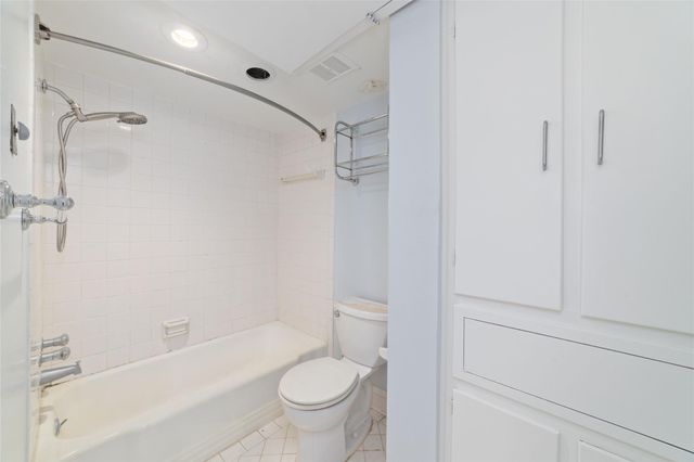 3300 Yorktown Street 26, Houston, TX 77056