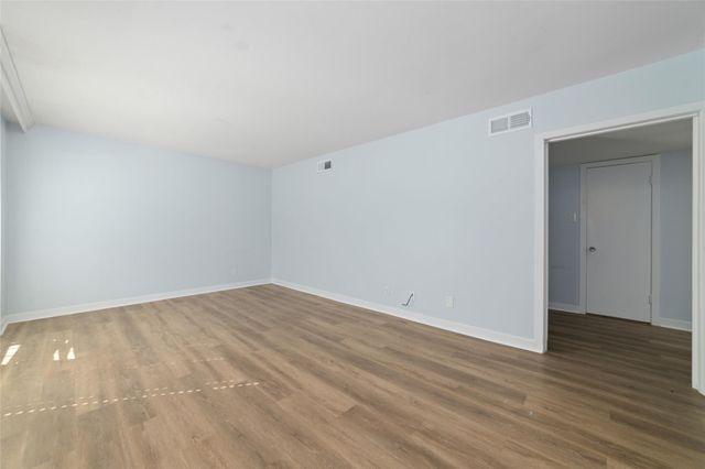 3300 Yorktown Street 26, Houston, TX 77056