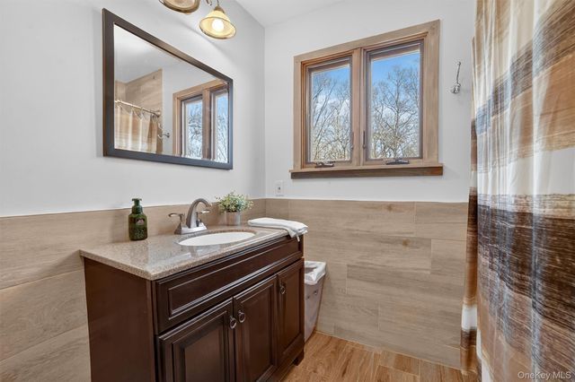 7 Fairgreen Court, Cortlandt Manor, NY 10567