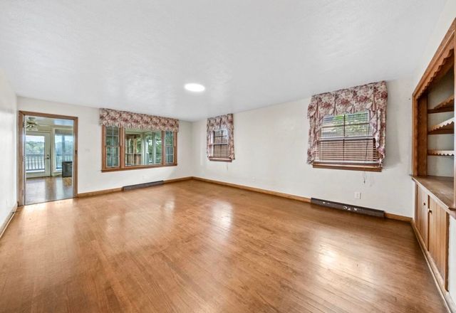 421 RIVERSIDE DRIVE, Chesapeake, OH 45619