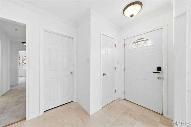 1050 Kehrs Mill Road, Ballwin, MO 63011