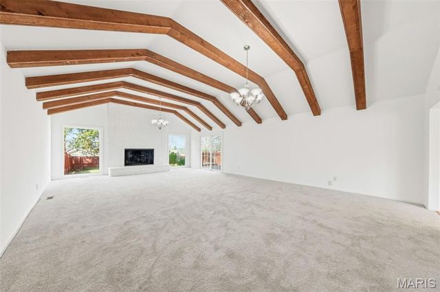 1050 Kehrs Mill Road, Ballwin, MO 63011