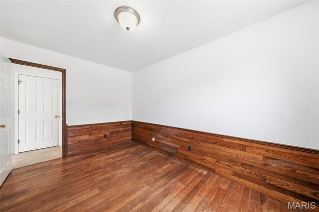 1050 Kehrs Mill Road, Ballwin, MO 63011