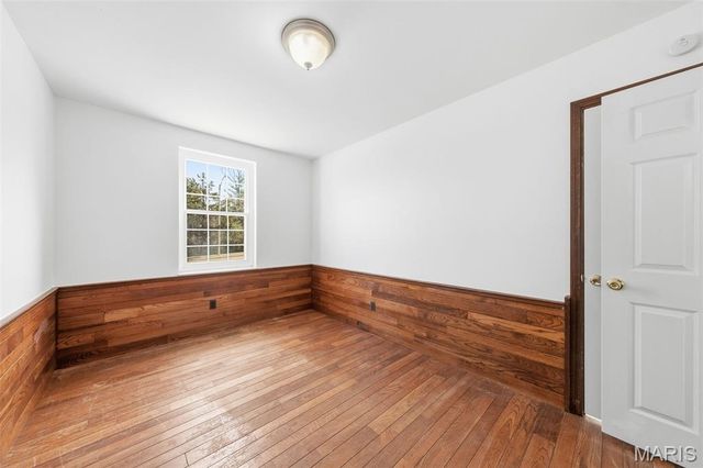 1050 Kehrs Mill Road, Ballwin, MO 63011