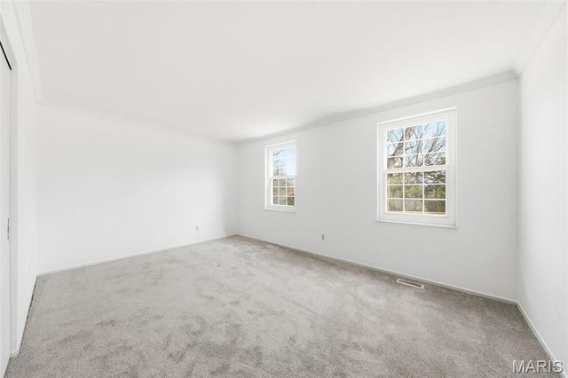 1050 Kehrs Mill Road, Ballwin, MO 63011