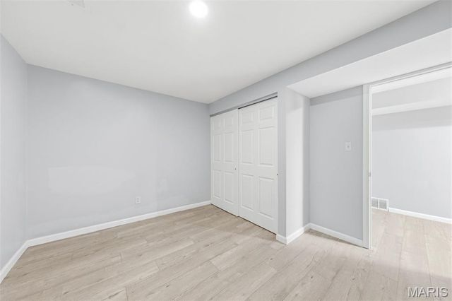 1050 Kehrs Mill Road, Ballwin, MO 63011