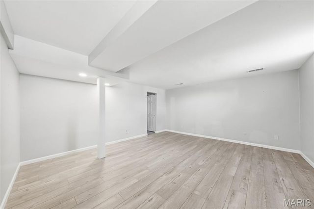 1050 Kehrs Mill Road, Ballwin, MO 63011