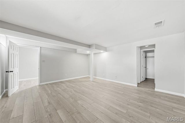 1050 Kehrs Mill Road, Ballwin, MO 63011