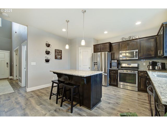 9717 Ne 100TH Way, Vancouver, WA 98662