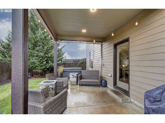 9717 Ne 100TH Way, Vancouver, WA 98662