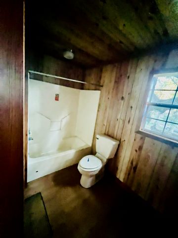 165 Camley Lane, Golden Meadow, LA 70357