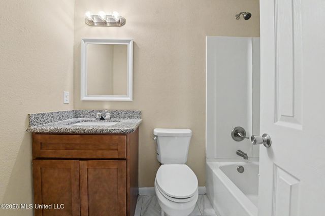 1 Oxford Drive, Gulfport, MS 39503
