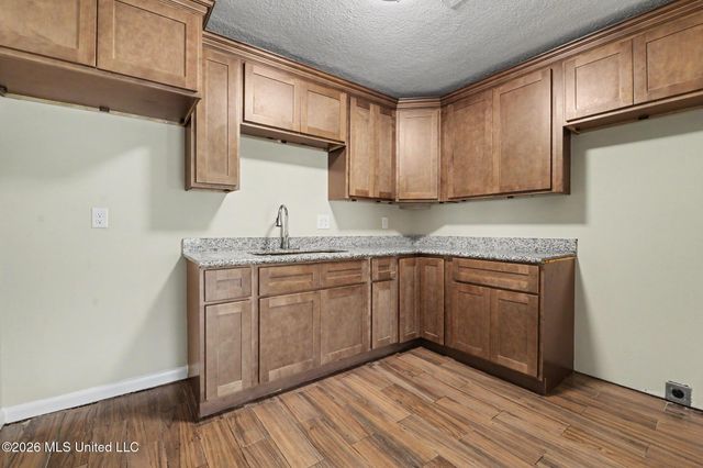 1 Oxford Drive, Gulfport, MS 39503