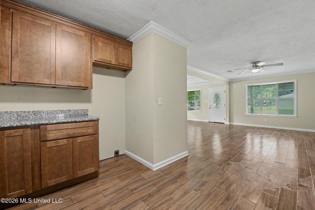 1 Oxford Drive, Gulfport, MS 39503