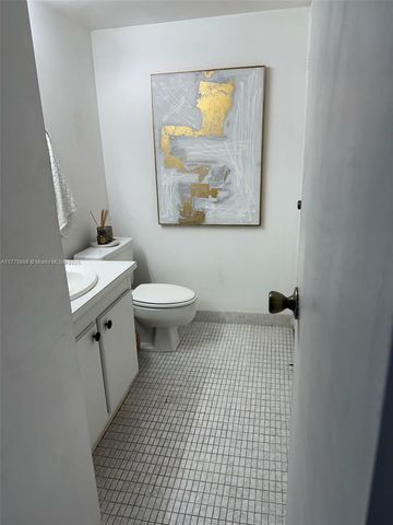 20335 W Country Club Dr 905, Aventura, FL 33180