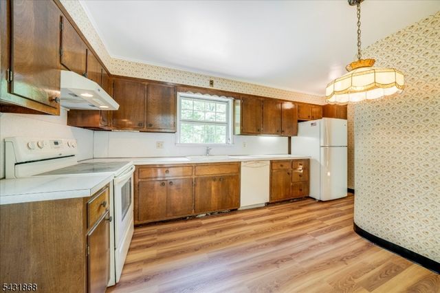257 Brookhaven Way, Millburn Twp., NJ 07078