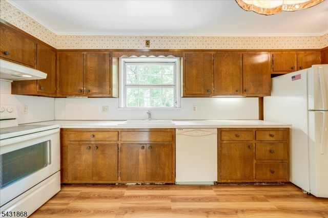 257 Brookhaven Way, Millburn Twp., NJ 07078