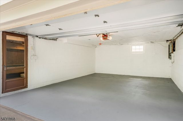 257 Brookhaven Way, Millburn Twp., NJ 07078