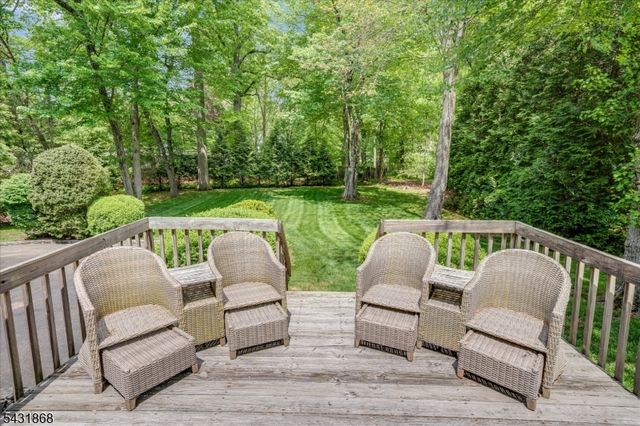 257 Brookhaven Way, Millburn Twp., NJ 07078