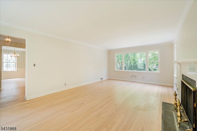 257 Brookhaven Way, Millburn Twp., NJ 07078