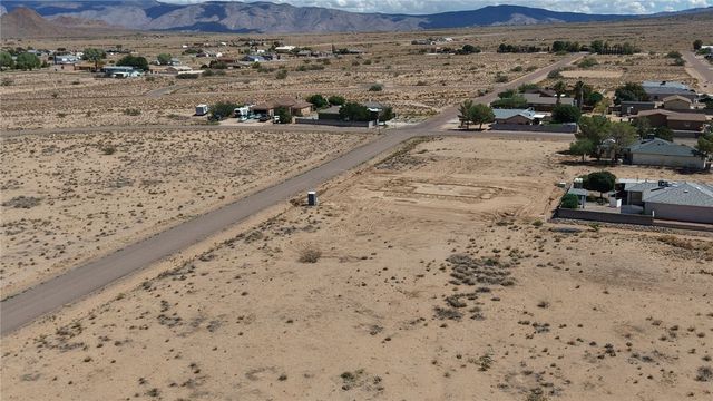 7751 E Chaparral Drive, Kingman, AZ 86401