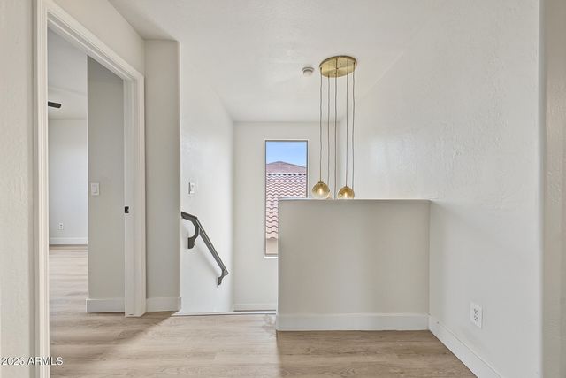 2520 W ALTA VISTA Road, Phoenix, AZ 85041