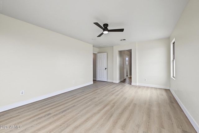 2520 W ALTA VISTA Road, Phoenix, AZ 85041