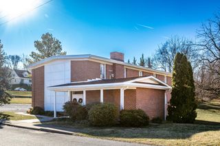 2408 HICKORY ST, Staunton, VA 24402