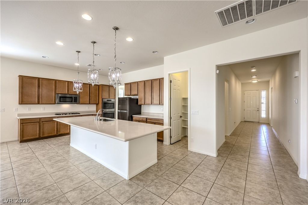 8198 Allie Hope Street, Las Vegas, NV 89139 — photo 3