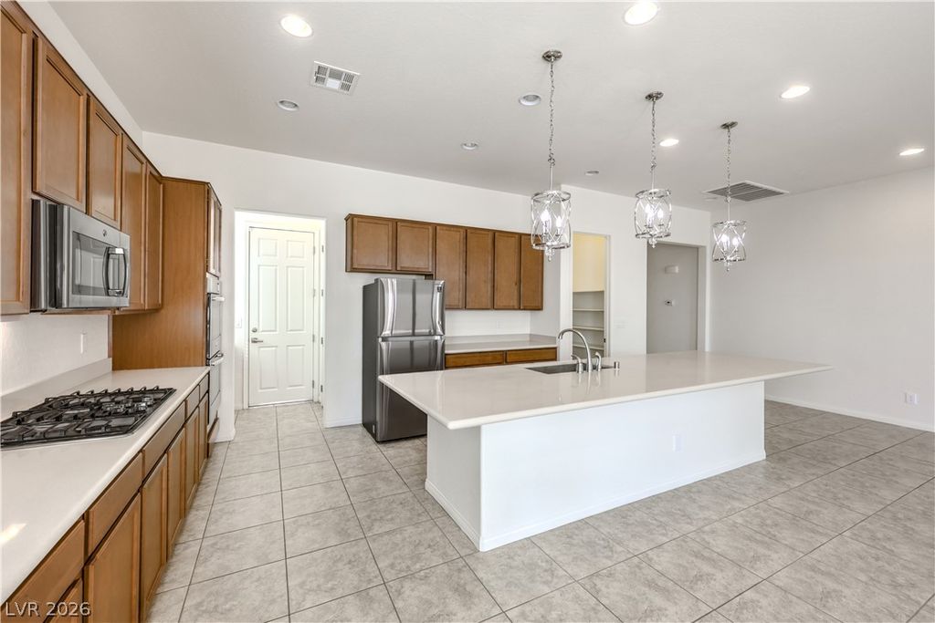 8198 Allie Hope Street, Las Vegas, NV 89139 — photo 5